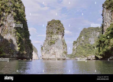 Kayaking in Ao Phang Nga bay Stock Photo - Alamy