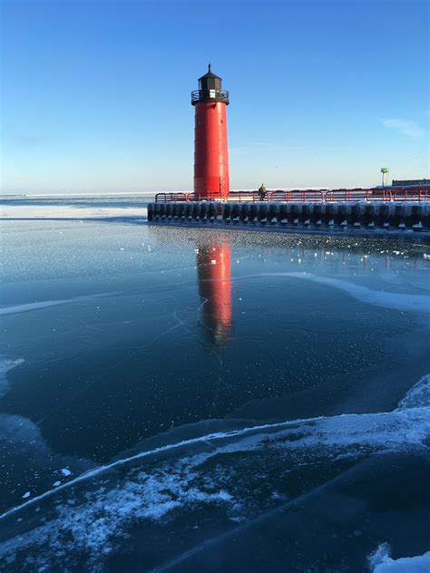 Milwaukee Pierhead Lighthouse Milwaukee, WI : r/PardonMyTake