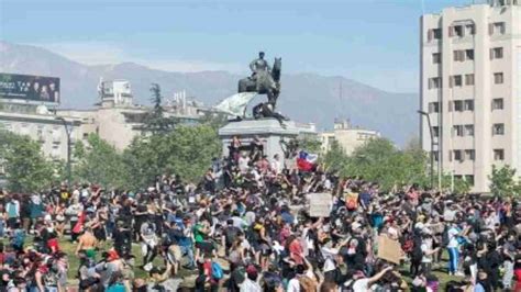 Chile to hold referendum vote on re-drafting the Constitution in ...