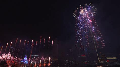 Lotte World Tower Fireworks - SIGNIEL Launching - YouTube