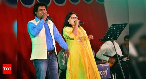 Kishore Kumar: Singers recreate magic of Kishore Kumar duets | Nagpur News - Times of India