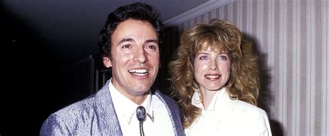 Julianne Phillips Is Bruce Springsteen's 1st Wife — Facts about Her and ...