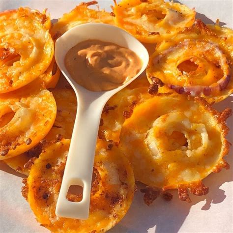 Easy Keto Onion Rings With Cheese | Foodtalk