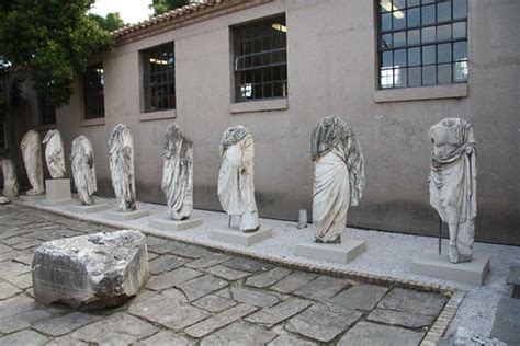 Ancient Corinth - Museum statues | Mark Meynell | Flickr