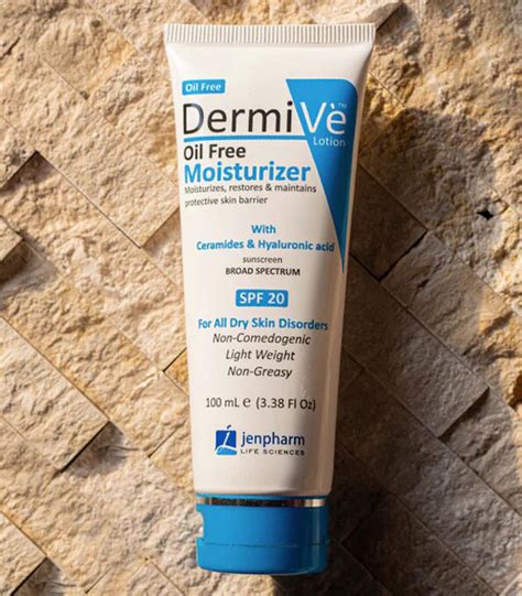 Dermive Oil Free Moisturizer - Luxur