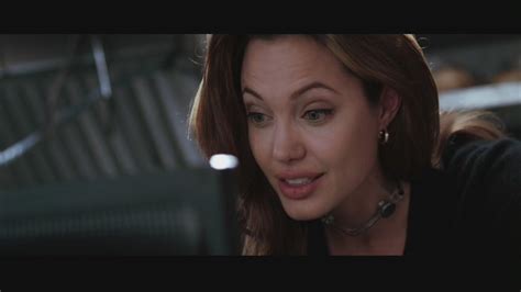 Angelina Jolie in "Mr. & Mrs. Smith" - Angelina Jolie Image (12026385 ...