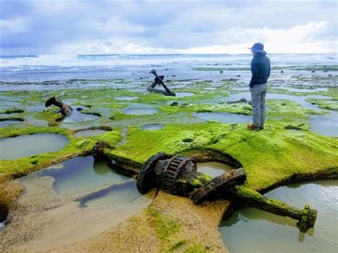 Walking and hiking, Great Ocean Road, Victoria, Australia