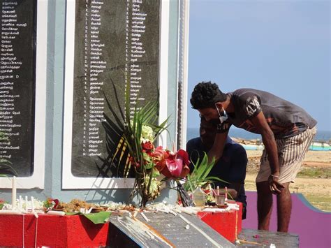 Sri Lanka - Sri Lanka commemorates 2004 Tsunami victims