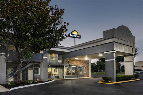 Days Inn by Wyndham Clarksville TN | Clarksville, TN Hotels