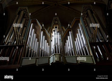 Pipe organ in st pierre cathedral hi-res stock photography and images ...