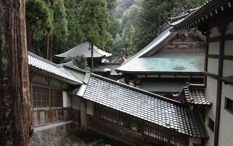 Zen Buddhism Temples: History and Significance | Zen-Buddhism.net