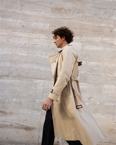 Wrap yourself in elegance with this stunning trench coat from our new collection. Our Fashion ...