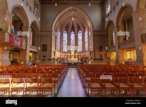 Luxembourg : Notre-Dame Cathedral interior view of in Luxembourg City Stock Photo - Alamy