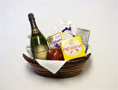 In Room Gift Baskets | Yellowstone National Park Lodges