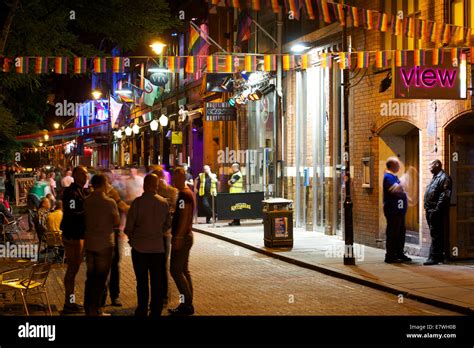 Canal street manchester hi-res stock photography and images - Alamy