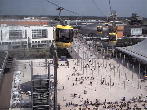 File:Expo 2000 Hannover Bild011.jpg