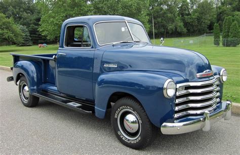 1952 Chevrolet 3600 pickup | Classic cars trucks, Classic pickup trucks, Classic chevy trucks