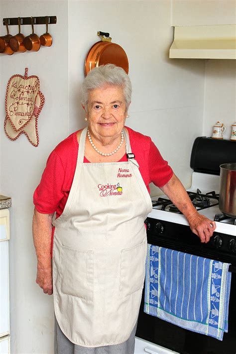 Cooking with Nonna Apron – La Bottega della Nonna