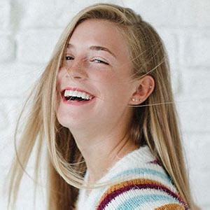 Avery Lanz - Age, Family, Bio | Famous Birthdays