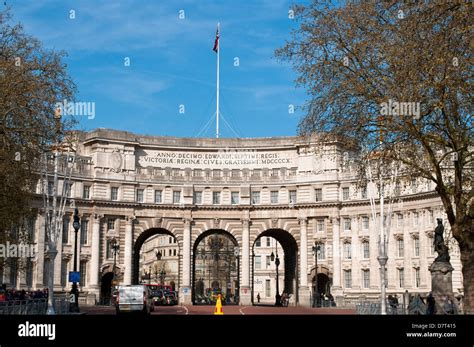 Admiralty Arch, London, UK Stock Photo - Alamy