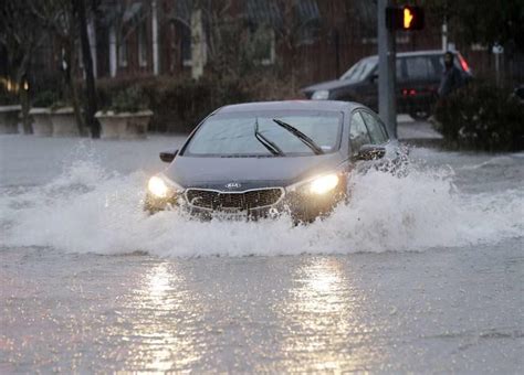 Be on the Lookout for Flooded-Out Cars | Manchester Honda