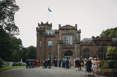 An Epic Drumtochty Castle Wedding | Katrina + Murray