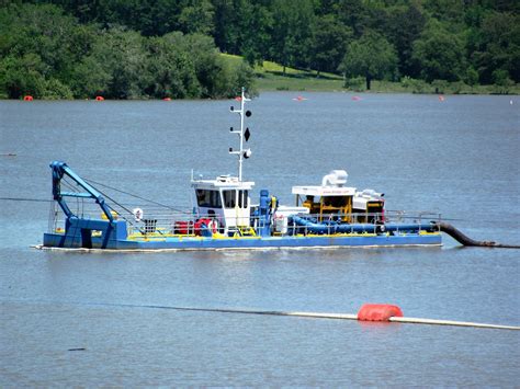 Series 870JD Jet Dragon® Dredge - Ellicott Dredges