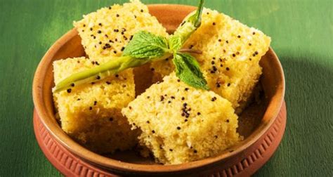 Microwave Dhokla Recipe by Niru Gupta - NDTV Food