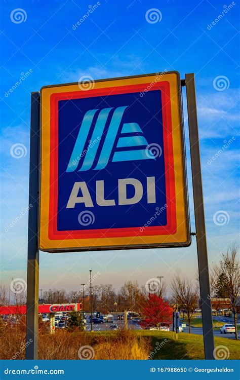 The Aldi Sign Logo editorial image. Image of discount - 167988650