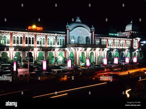 Egmore railway station hi-res stock photography and images - Alamy