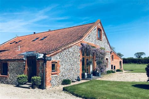 The BEST Norfolk Coastal Cottages for a UK Staycation (2020 Guide)