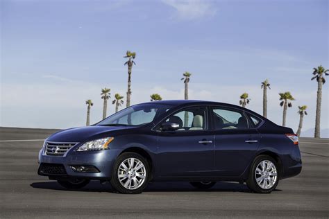 2015 Nissan Sentra technical and mechanical specifications