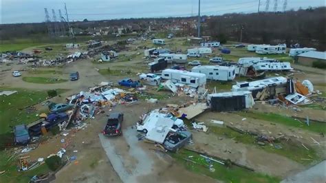 Terrible Tornado Destruction at Sunnyvale RV / Trailer Park 12/28/15 - YouTube