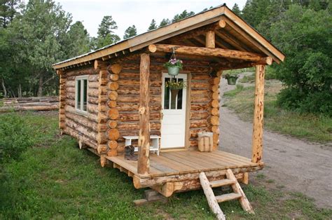 Tiny Log Cabin by Jalopy Cabins | Small log cabin, Diy log cabin, Tiny ...