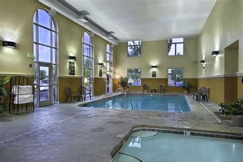 12 Best Boise Hotels With Pools - Thrive In Idaho