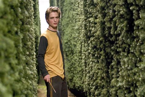 Robert Pattinson Reveals Why Cedric Diggory Held His Wand In This 'Dorky' Way