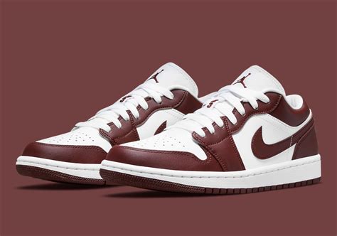 Air Jordan 1 Low Women’s DC0774-116 | SneakerNews.com