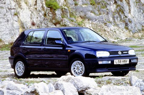 Volkswagen Golf 3 VR6 (1991). The six-cylinder compact is 30 years old ...