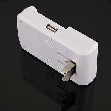 Universal Phone Mp3/4 PDA Camera Li-ion Battery Charger w/USB Port - US$3.08 sold out