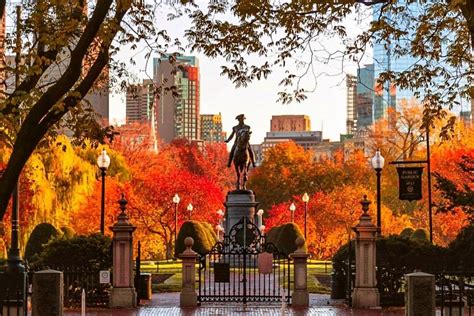 8 Of The Best Places To See The Autumn Leaves Around Boston