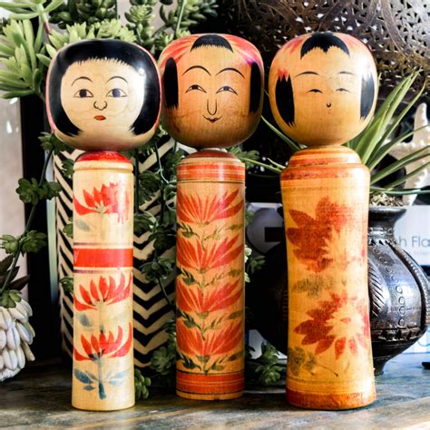 ALL ABOUT KOKESHI DOLLS | Kokeshi dolls, Kokeshi, Vintage japanese