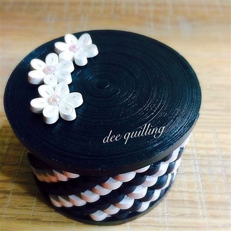 Quilled box, Gift Box | Quilling, Paper quilling, Gift box