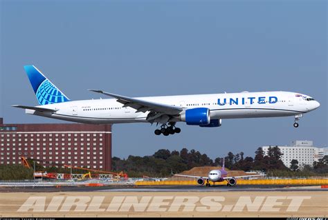 Boeing 777-300/ER - United Airlines | Aviation Photo #7162549 ...