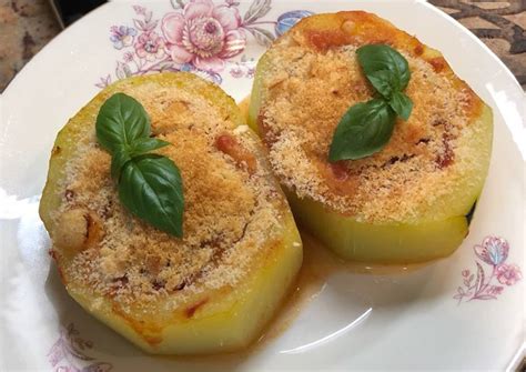 Vegetarian stuffed marrow Recipe by Gaia Riva - Cookpad