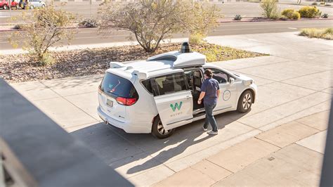 Waymo One Autonomous Vehicle First Ride: Way Mo' Better Than Driving?