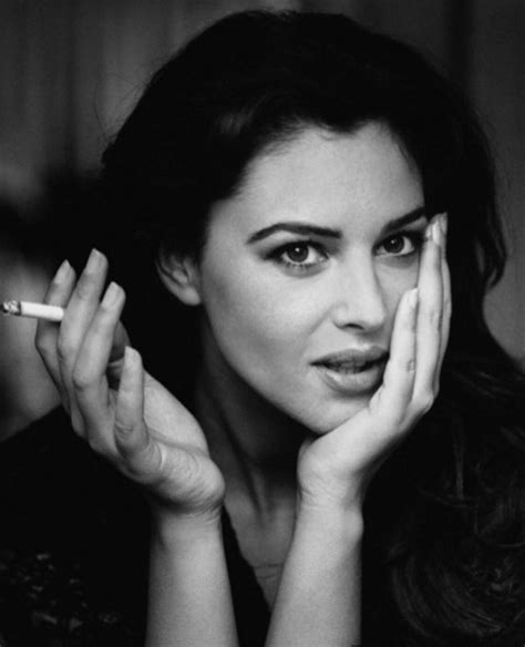 Monica Bellucci Joven, Monica Bellucci Young, Luxury Makeup, Luxury Beauty, Vintage Photography ...