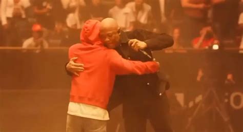 Kendrick Lamar brings out Dr. Dre for "Still DRE," "California Love ...