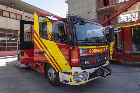 El Cuerpo de Bomberos del Ayuntamiento de Madrid recibe los primeros vehículos del nuevo lote ...