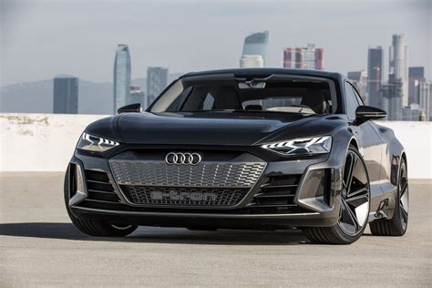 Audi E-Tron GT Coupe Rendered as Electric Flagship - autoevolution