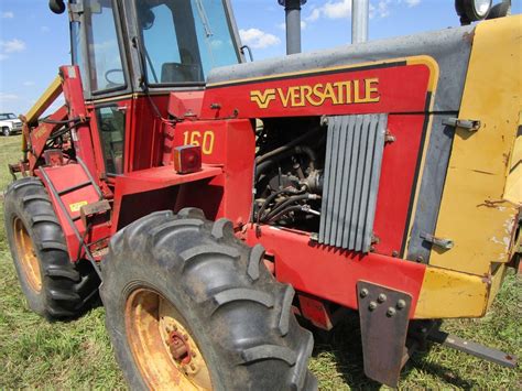 1983 Versatile 160 Bi-Directional 4WD Tractor W/Deweeze Bale Mover BigIron Auctions